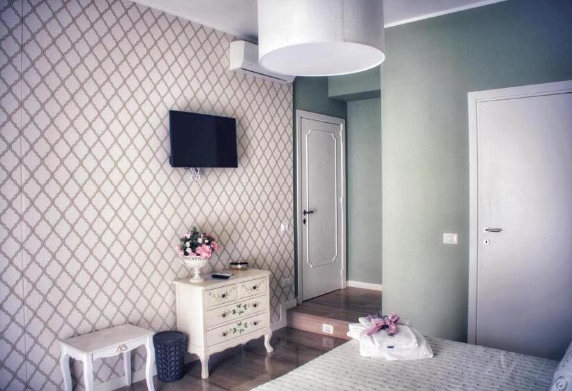 اتاق لوکس با بالکن, Allaportaccanto Bed & Breakfast