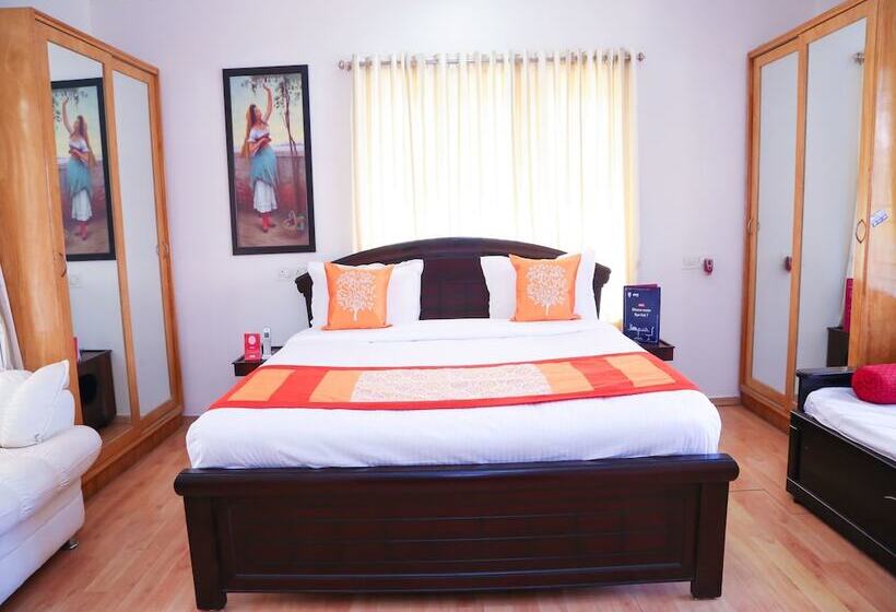 Standart Oda, Oyo Apartments Near Balaji Colony