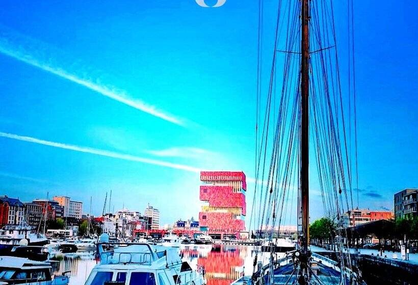 غرفة قياسية, U Eat & Sleep Antwerp