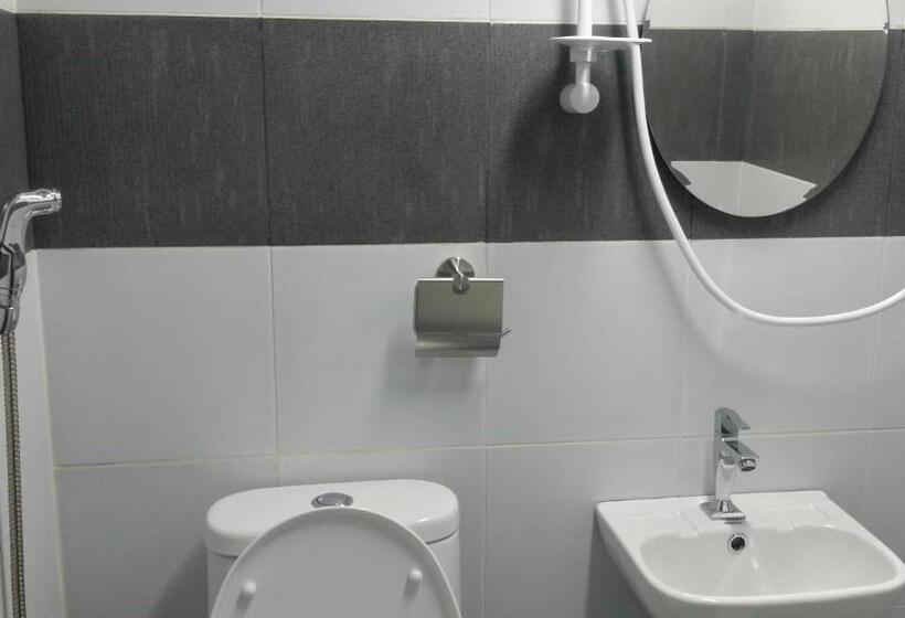 标准间, Ervoruto Hostel Makati