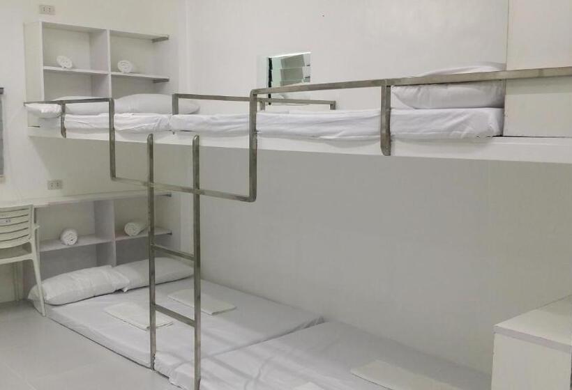 家庭间, Ervoruto Hostel Makati
