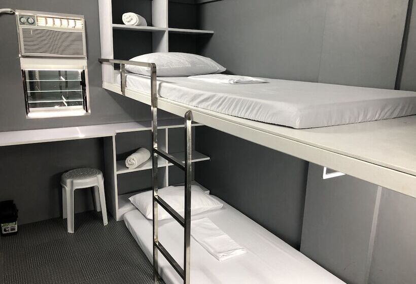 标准间, Ervoruto Hostel Makati