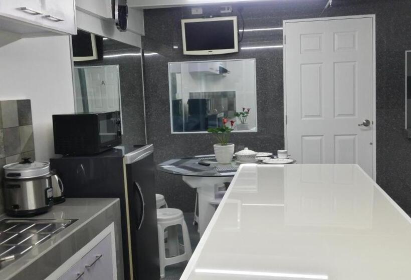 标准间, Ervoruto Hostel Makati