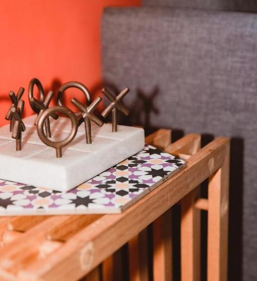 اتاق استاندارد, Conturce Hostel