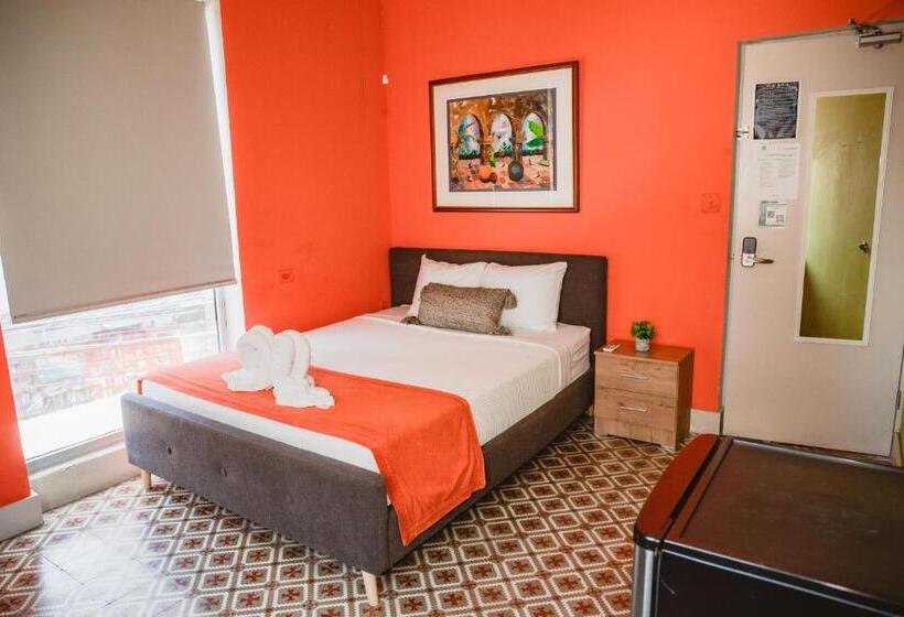 اتاق استاندارد, Conturce Hostel