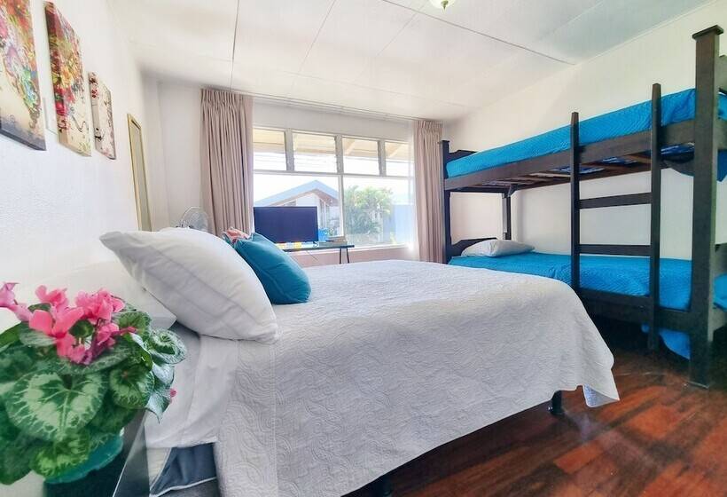 اتاق استاندارد سه نفره, Casa Jardin Del Mango