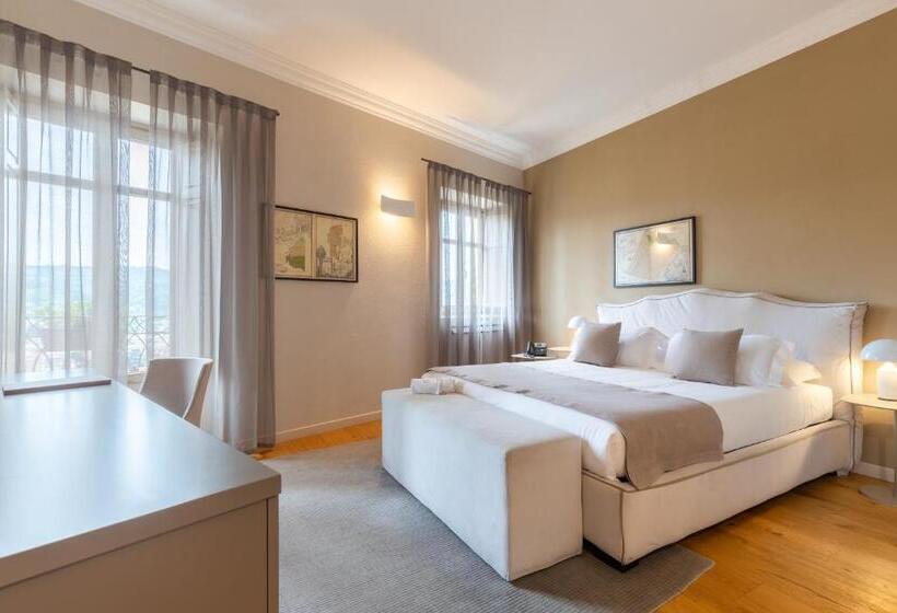Полулюкс с Балконом, Relais Villa Del Borgo