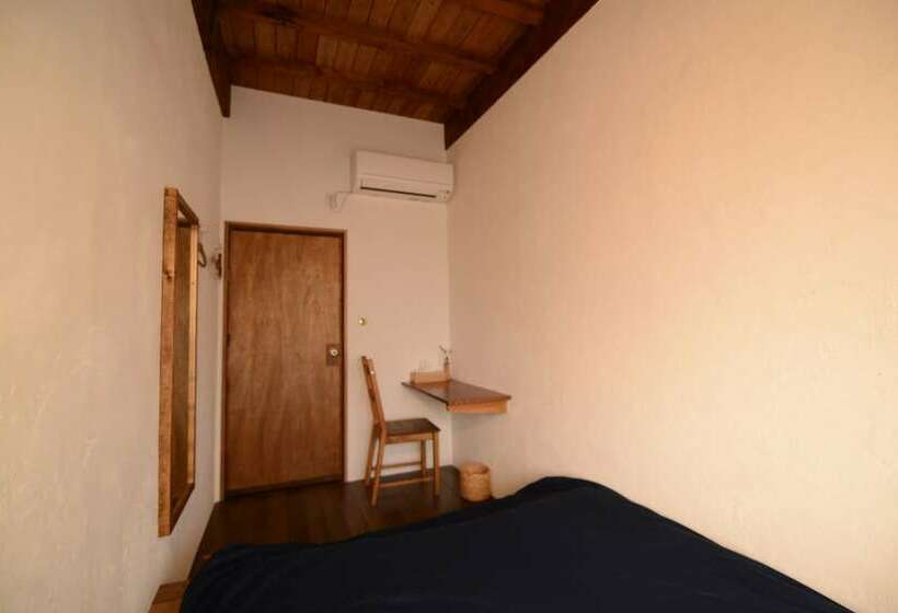 Номер Стандарт, Taketa Ekimae Hostel Cue
