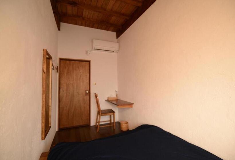 Номер Стандарт, Taketa Ekimae Hostel Cue