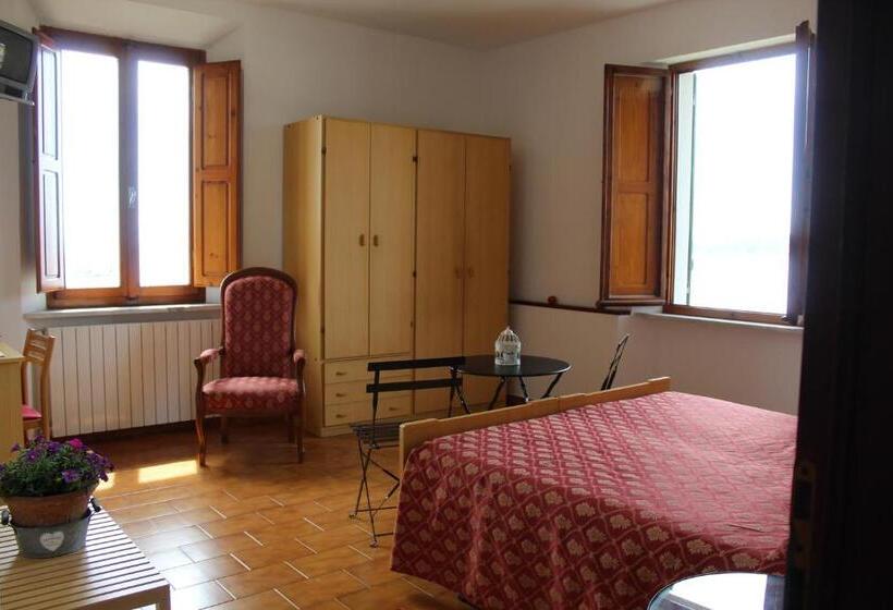 Номер Стандарт, La Marinella