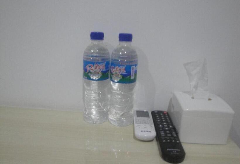 غرفة ديلوكس مطلّة علي البحر, Matahari Hotel Labuan Bajo