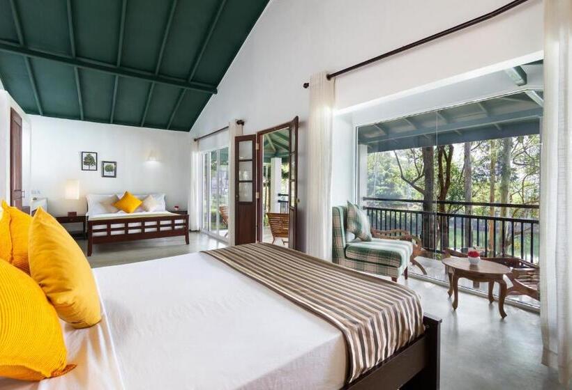 Standard Bungalow 2 Bedrooms 2 Bedrooms Lake View, The Farm Resorts