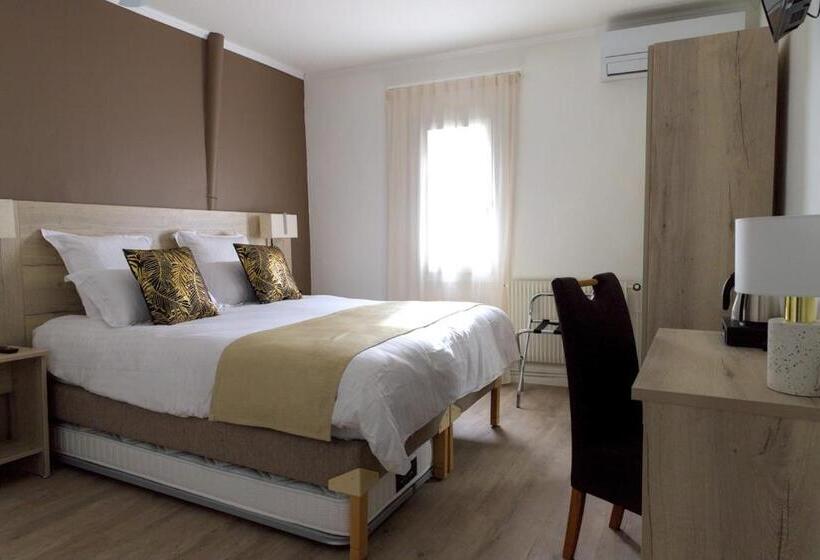 Номер Стандарт, Hôtel Du Golfe Sete Balaruc