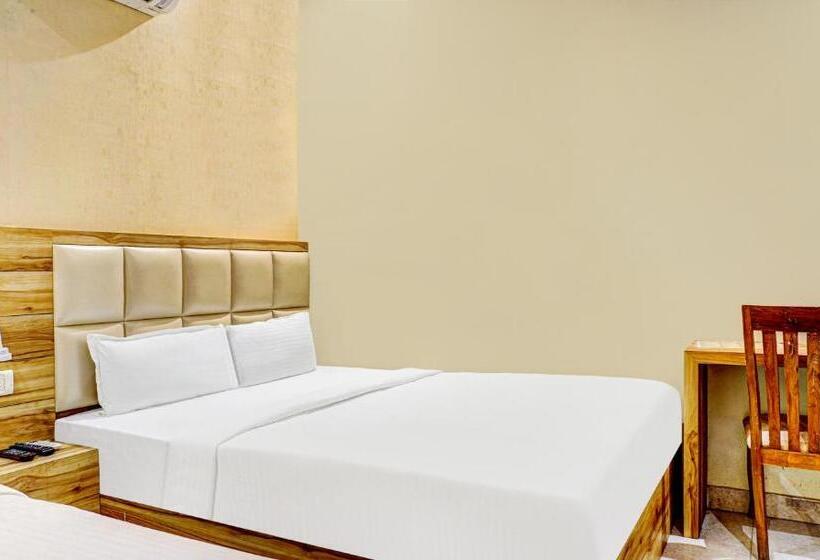 Трехместный Номер Deluxe, Sun City   Near Saifee Hospital And H N Reliance Hospital