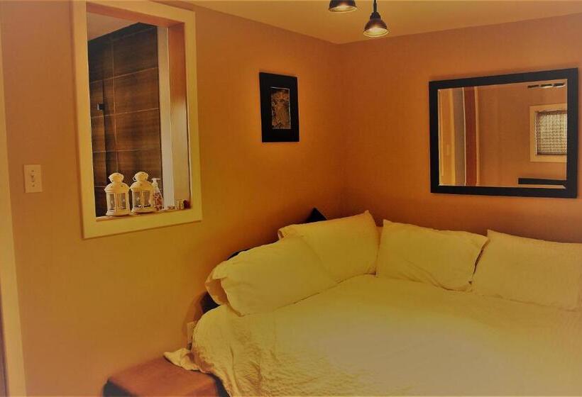 اتاق استاندارد, Huckleberry Cottage