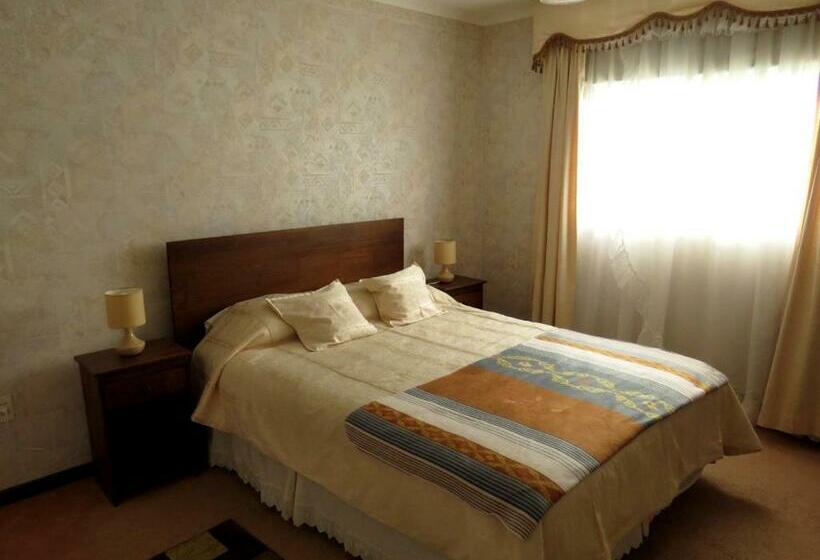 标准间, Sandy Point B&b