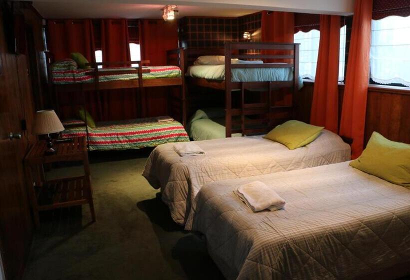 家庭间, Sandy Point B&b