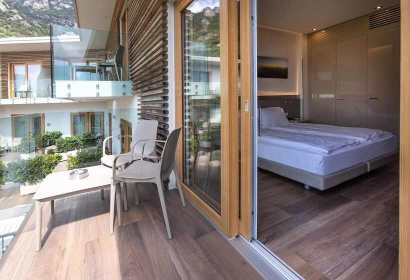 اتاق استاندارد با چشم‌انداز دریاچه, Atilius   Adults Only