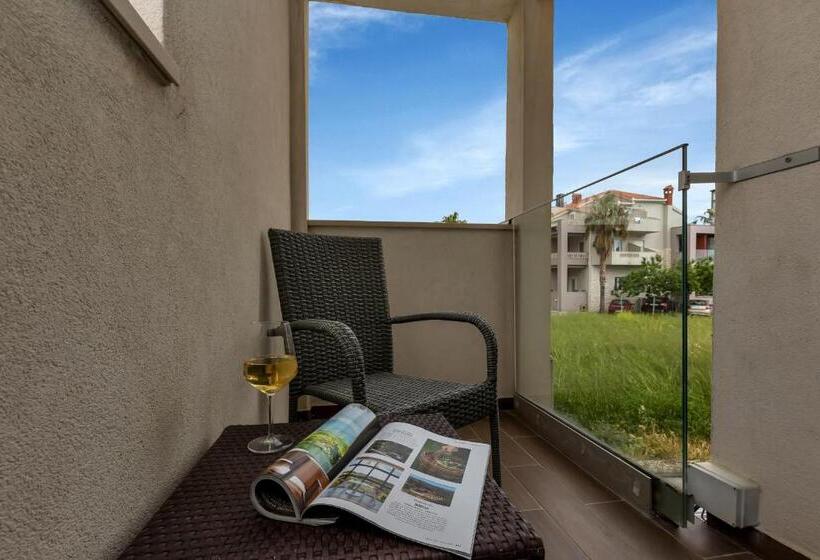 스탠다드 룸, Beach Hotel Božikovina