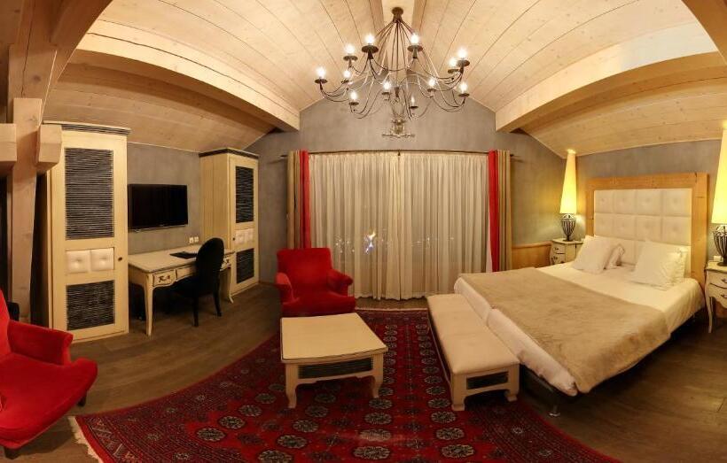 سوییت خانوادگی, Hôtel Alpina & Spa   Restaurant Oxalis