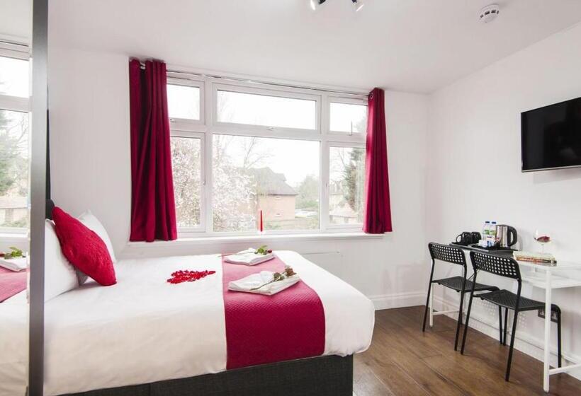 Quarto Deluxe, Wembley Park