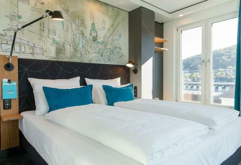 Номер Стандарт, Motel One Freiburg