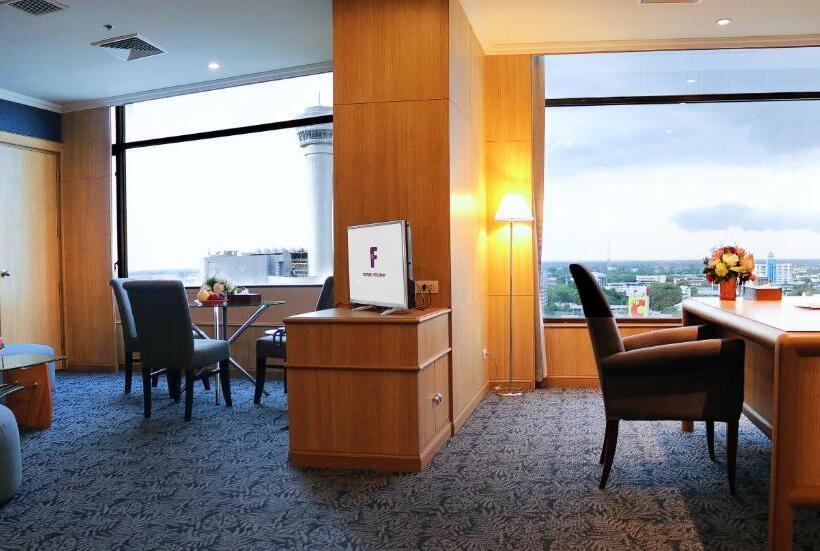 Люкс, Fortune Hotel Korat  Sha Plus