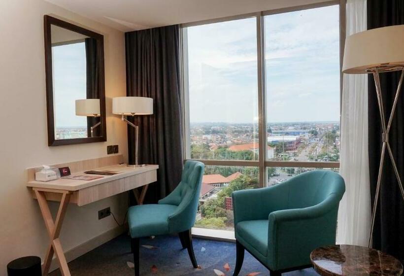 带大床的豪华间, Louis Kienne Hotel Pandanaran