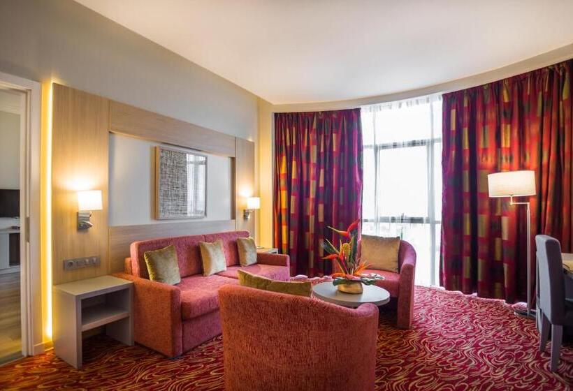 سوییت جونیور, Golden Tulip Le Diplomate