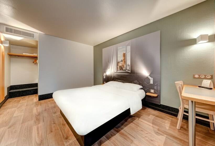 Номер Стандарт, B&b Hotel Louveciennes