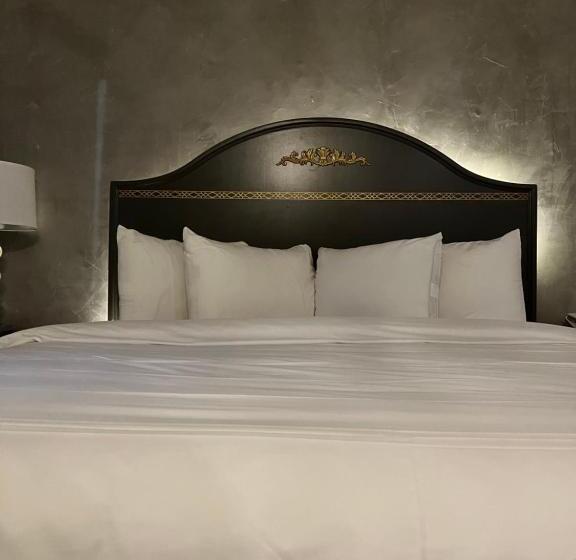 总统套房, Chateau Suites