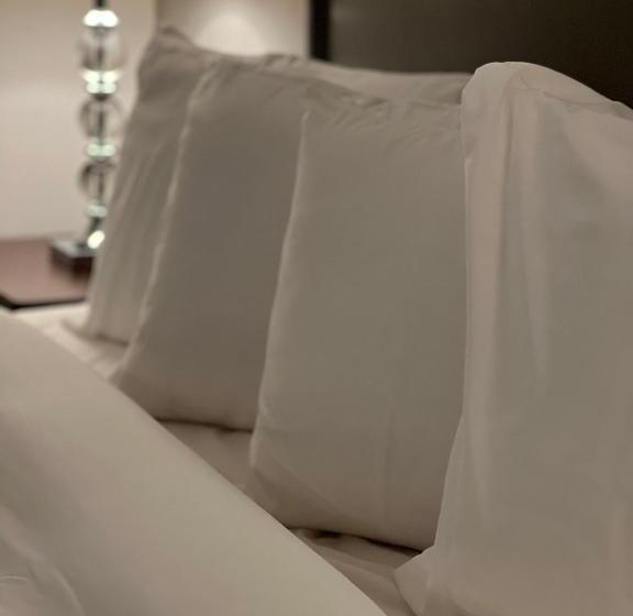 标准间, Chateau Suites