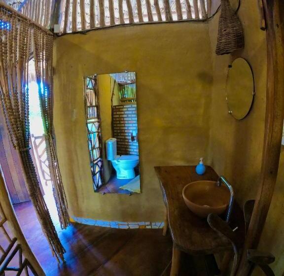 Номер Стандарт Боковой Вид на Море, Raízes Eco Hostel