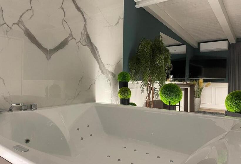 Люкс с гидромассажем, B&b Il Duomo