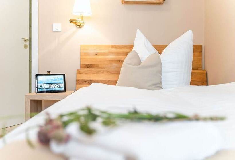 Номер Стандарт Индивидуальный, Pirnscher Hof   Hotel Garni