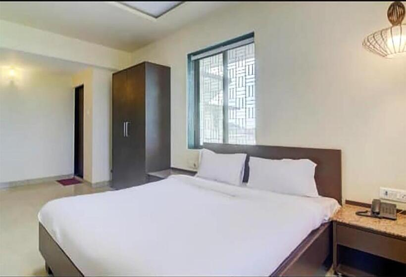 スーペリアールーム, New Elite Inn   Near Midc Turbhe Navi Mumbai