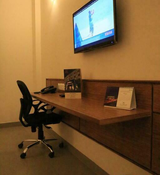 غرفة قياسية, Max Hotels Jabalpur