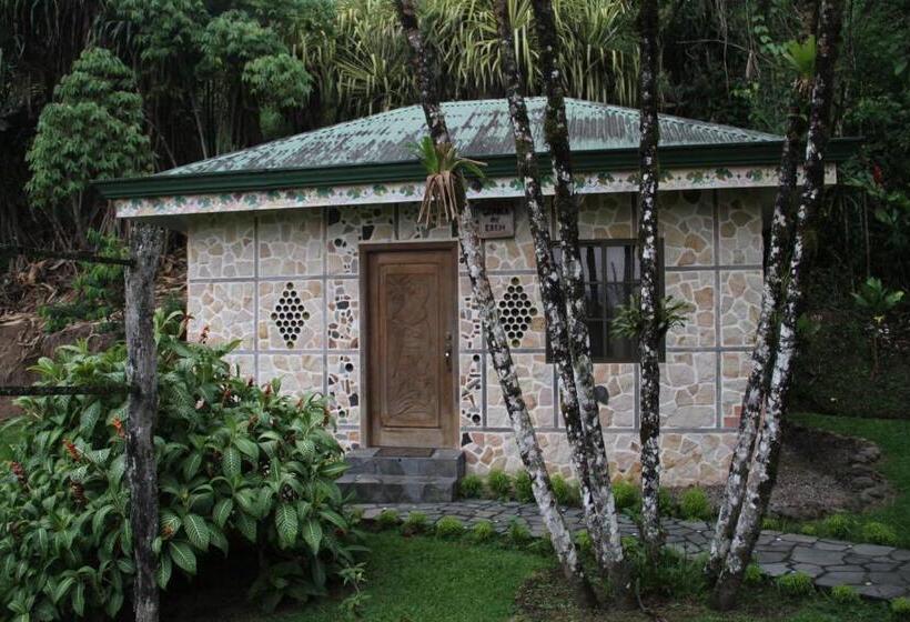 Бунгало Стандарт, Gingerbread Restaurant &