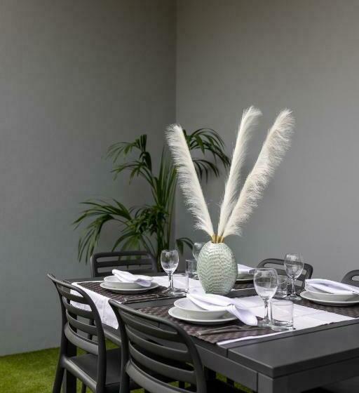 آپارتمان 1 خوابه با چشم‌انداز باغ, Elegance Suite Apartments