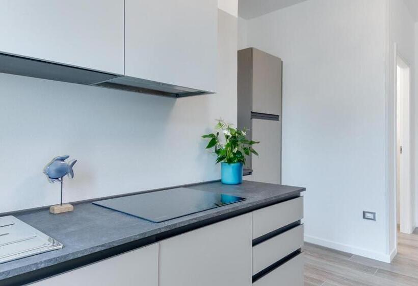 آپارتمان 1 خوابه با چشم‌انداز باغ, Elegance Suite Apartments