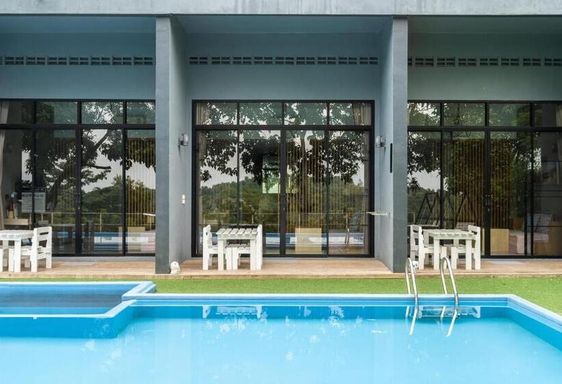 풀장 전망 스위트, Veravian Resort