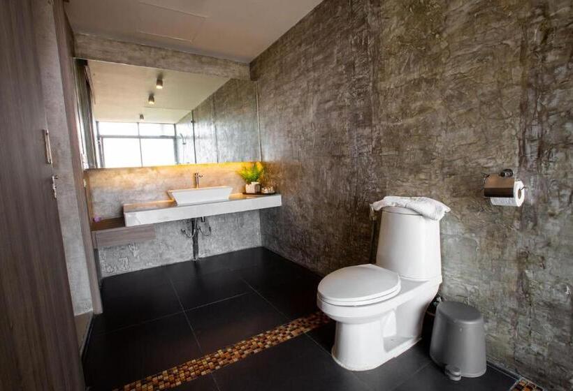 سوییت با استخر, Veravian Resort