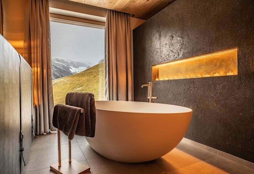 Люкс Deluxe Вид на Горы, Boutique Hotel Kircher