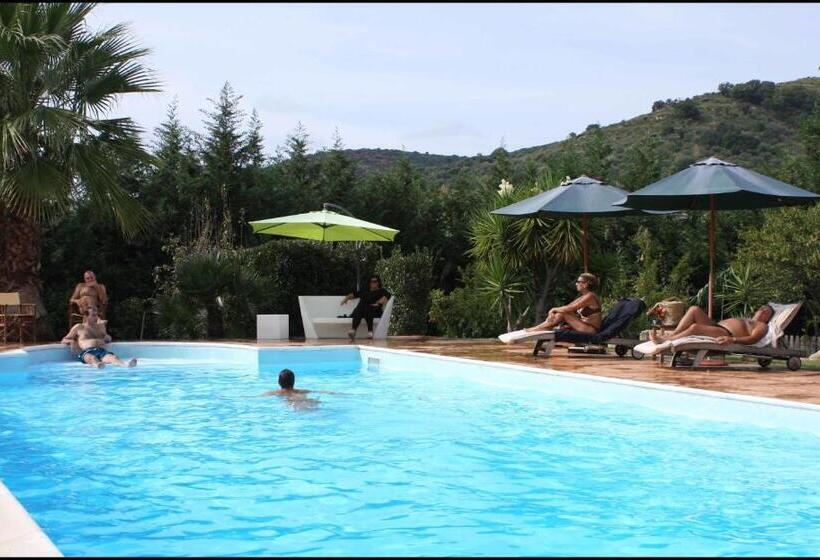 Трехместный Superior Вид на Море, Villa Tresino B&b