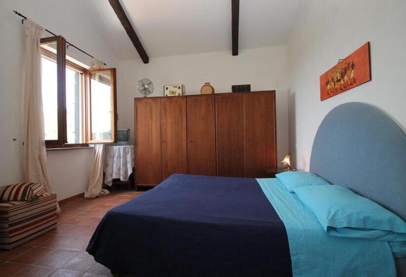 Трехместный Superior Вид на Море, Villa Tresino B&b