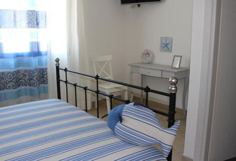 Quarto Estandar, Marelaguna Rooms