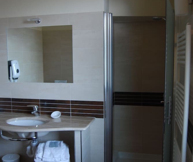 Номер Стандарт Вид на Озеро, Albergo Ristorante Orazio
