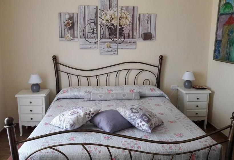 Номер Стандарт с Балконом, B&b La Dolce Sosta