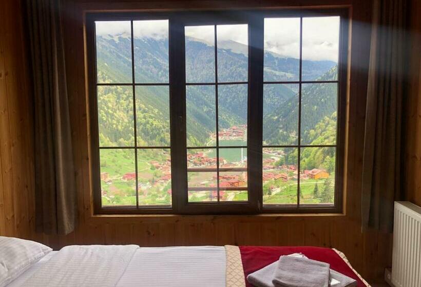 اتاق استاندارد با چشم‌انداز دریاچه, Kar Hotel Uzungöl