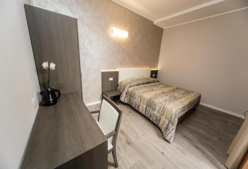스탠다드 룸, B&b Corte Sul Naviglio Cin I T 0 1 5 0 7 0 C 1 3 X U I L Q C V